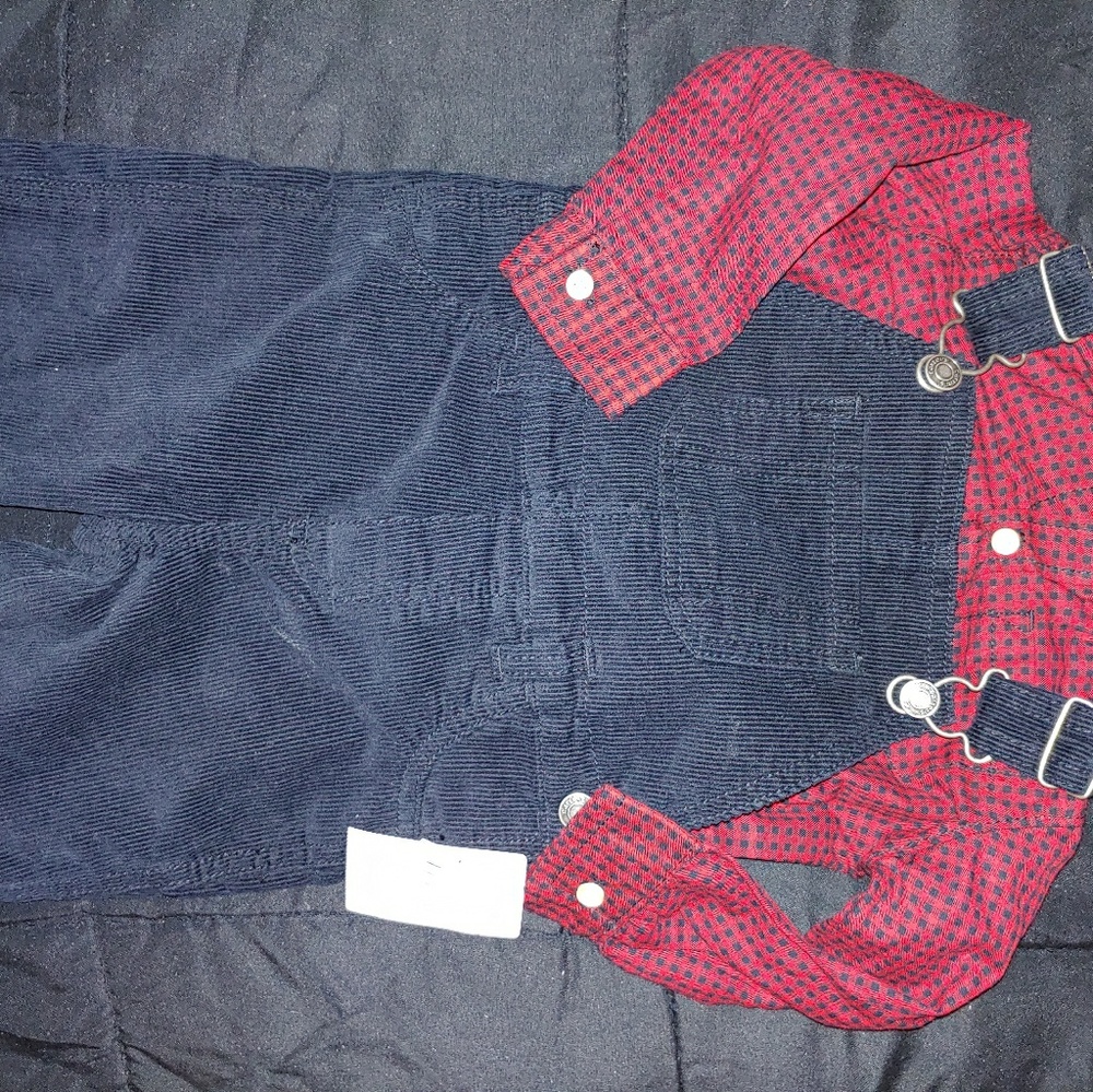 Black and red overall set